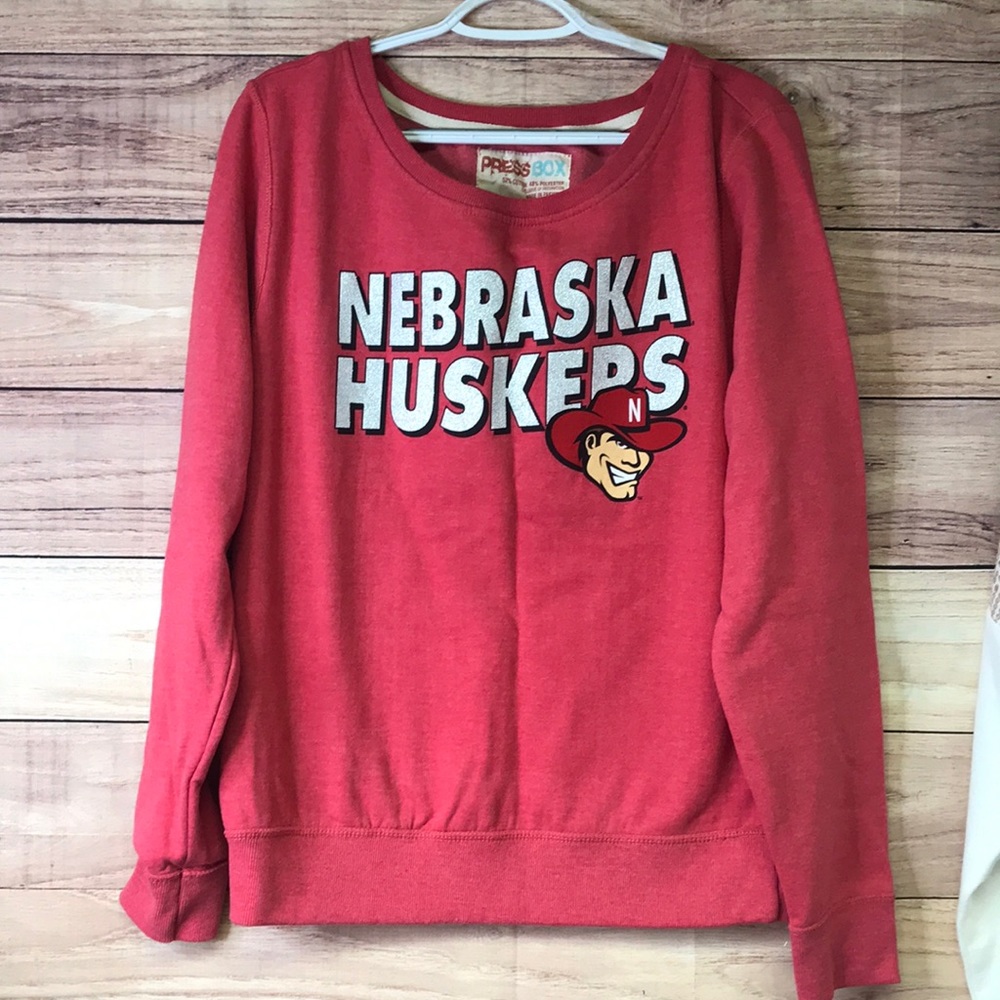 Women’s Husker Football Crewneck!
